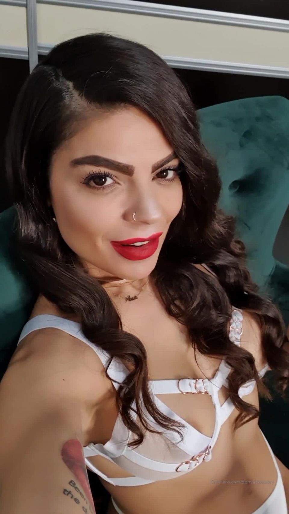 Goddess Domdeluxury - domdeluxury - Siterip - K2S - UBIQFILE () Definition of mousification yes thats an word and a state i invented