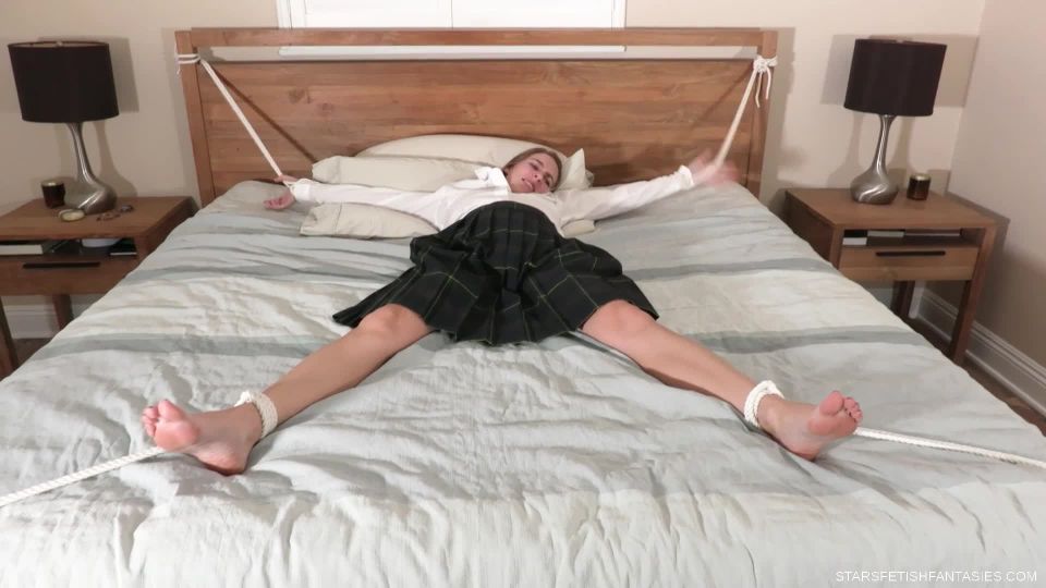 StarsfetishfantasiesSchoolgirl Switch Part 1