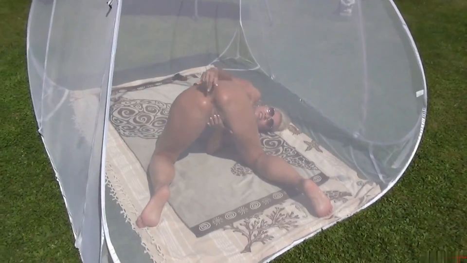 [K2S.CLUB] MILF-Royal - ANO DE ENTRENAMIENTO ESPECIAL - Show al aire libre - FullHD 1080P