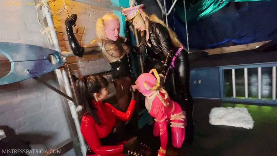 online xxx video 33 mi fetiche Señora Patricia – Chupa un verdadero polla para nosotros pies diosa Slavena, fetiche en femdom porno