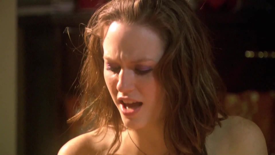 Olivia Alaina Mayo, Crystal Baker, Lauren Walsh - Virgen de 18 años (2009) HD 1080p - (Porno de Celebridad)