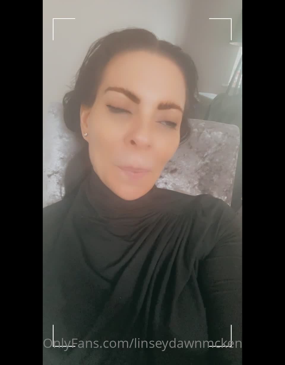 Linsey Dawn Mckenzie () Linseydawnmckenzie - smooth sunday oi oi how you doin 23-05-2021