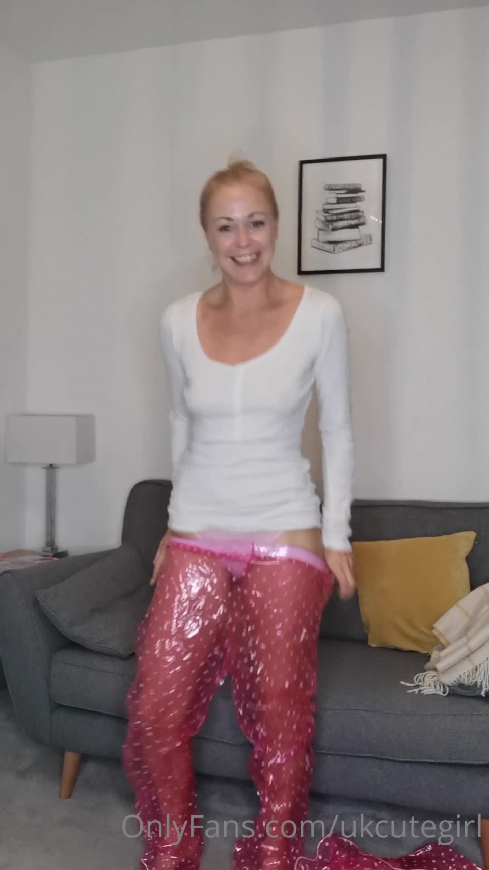 UKCuteGirl () Ukcutegirl - dare me to go to bed in my pvc 10-10-2020