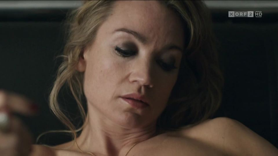 Lisa Maria Potthoff - Carneval (2018) HD 720p - (Celebrity porn)