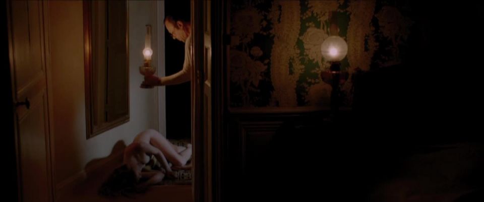 Emmanuelle Escourrou, Greta Risa - Le domaine des etriques (2014 HD 720p - (Celebridad porno)