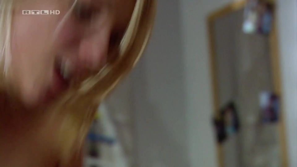 Iris Mareike Steen – Gute Zeiten, schlechte Zeiten e5491 (2015) HD 1080p - [Celebrity porn]