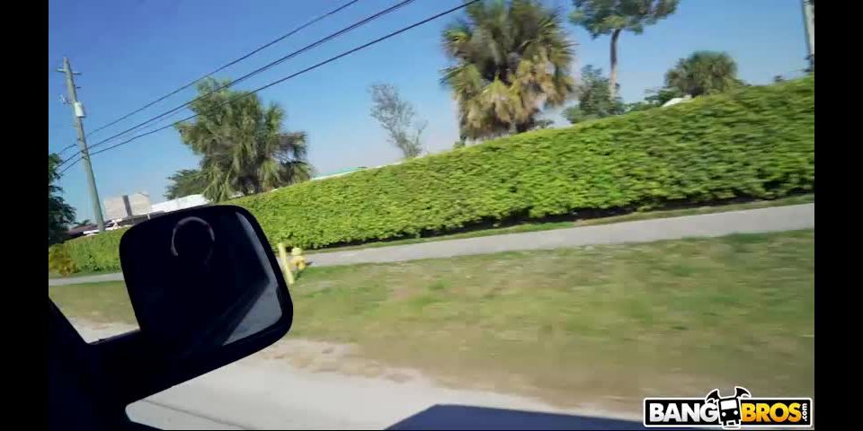 Jessica Jewelz - El dinero Hambriento chica se hace follada.