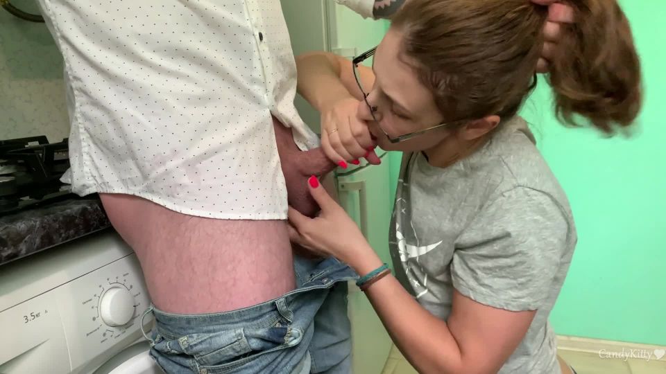 Candy Kitty  Cute Girl Morning Blowjob Before Work  | teen | amateur porn amateur teen sex videos