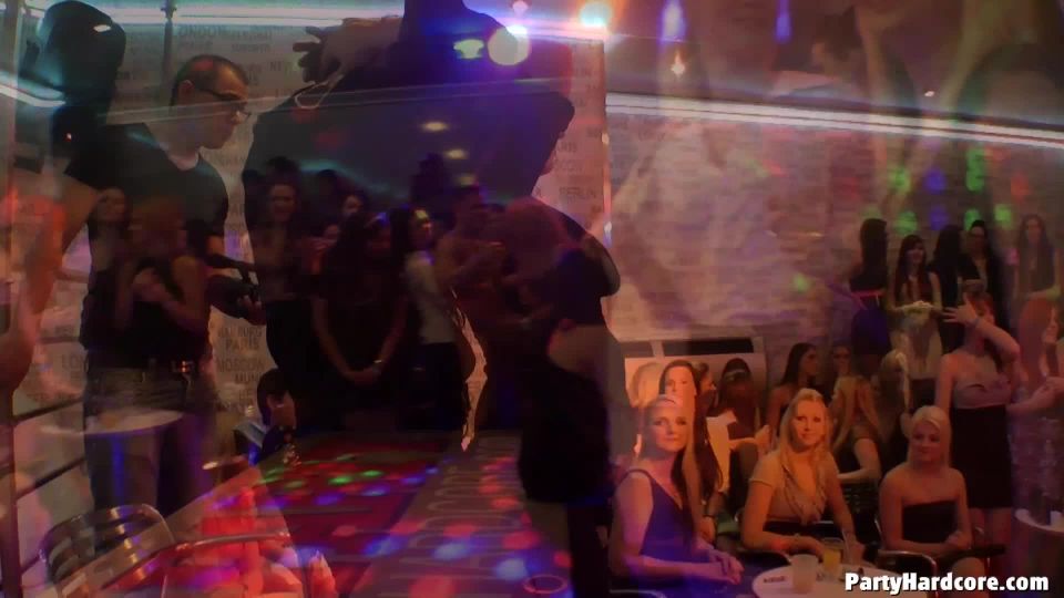 Tubo de porno Parte Hardcore Loco Se Locó Vol. 8 Parte 5 — Cam 2