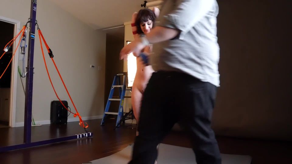 Jesse Flanagan Videos_BTS of a UV wax play shoot with Mads