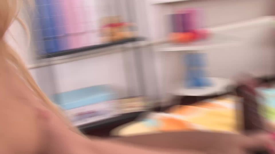 WhiteTeensBlackCocks.com Kelsie