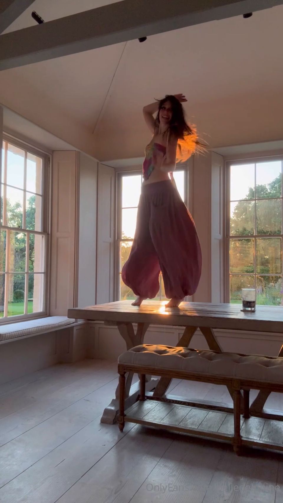 Belle Delphine - Silly Dancing Videos [05-21-2024] - Czech