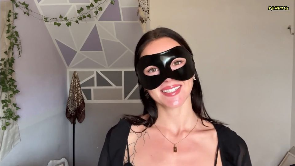 Luisa - Lovely - Her we go again - Nackig back on Track - Germany