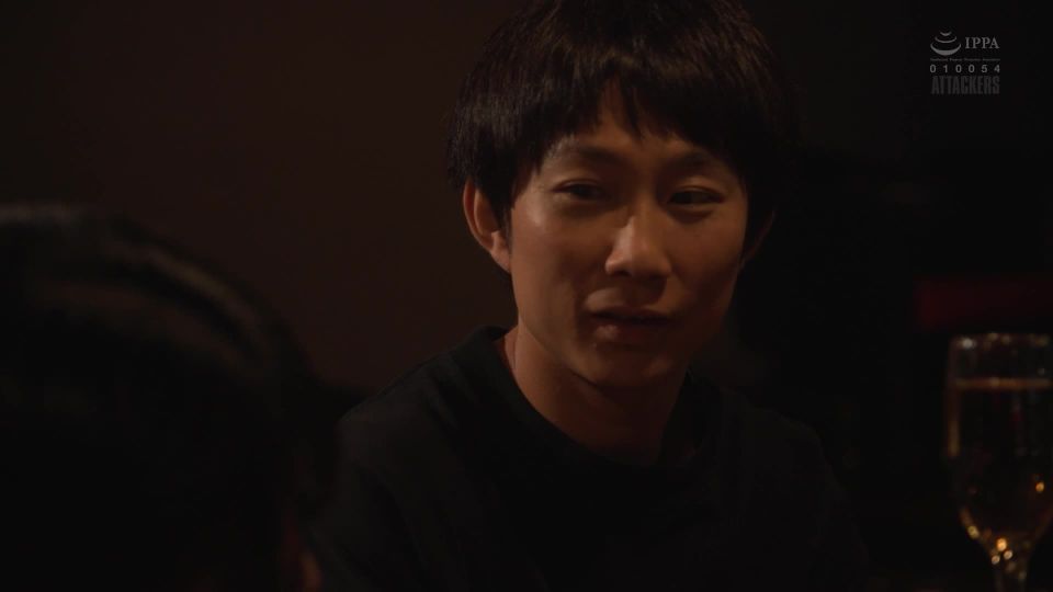 Los días en que me ahogué en un amor veraniego con la hermana mayor que me consoló, me desmayé. Mori Hinako.