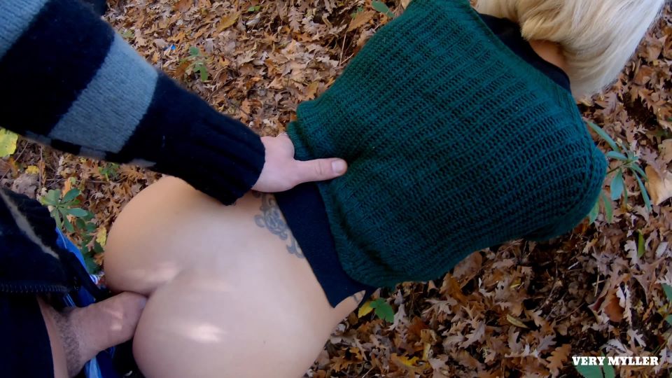 [Amateur] sexo anal arriesgado en el parque público (finales con esperma en la cara) 4K