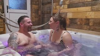 6222 Cheating Mature Milf Wife Fucks Me During Her Husbands W...