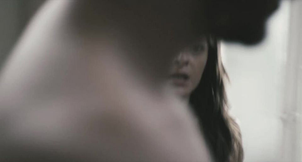 Raquel Guerrero, Belén Cuesta - Camas (2010) HD 720p - (Celebrity porn)