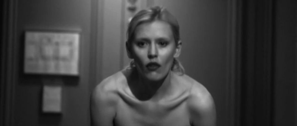 Anna Sherbinina – Hymen (2010) HD 720p - (Porno Celebridad)