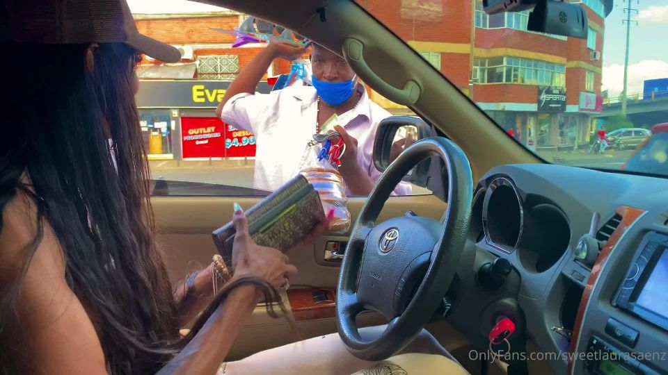 Laura Saenz (@sweetlaurasaenz) in Stopping Traffic 1080p FullHD