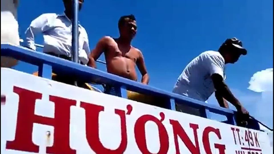 Upskirt No Panties 2807