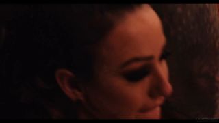 El Thriller Desquiciado de Jennifer White: Acción de Cine Explosivo