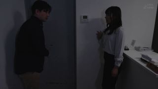 FHD MOON-026 股割れTバックを履いた美人OLは5分しかない休憩時間にスカートもストッキングも脱がず社内で即ハメ不倫中出しSEXを楽しむ 水川潤