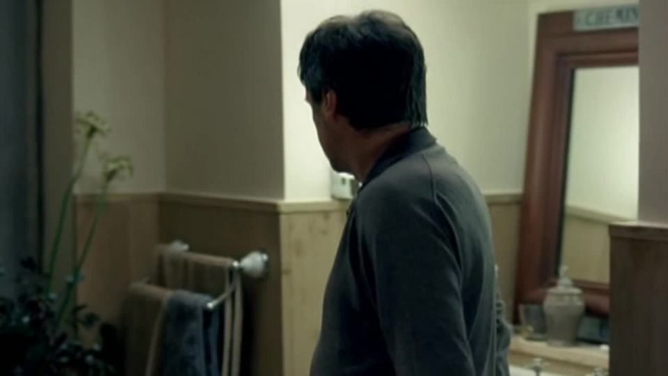 Amira Casar, Helene de Saint-Pere – Peindre ou faire l’amour (2005) HD 720p!!!