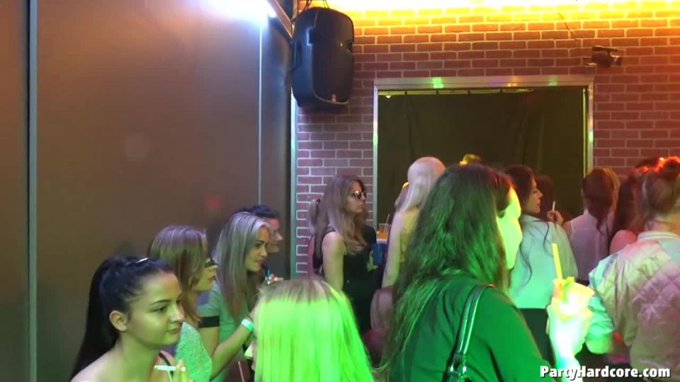 Porno tubo partido Hardcore se volvió loco Vol. 41 Parte 3 — Cam 4