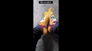 Miss Laura - mistresslaura11 () Mistresslaura - clip smelly socks 16-10-2018