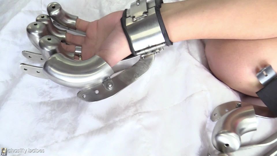 7627 Cb828 - Rachel Adams Ndash Hand Chastity Mp4