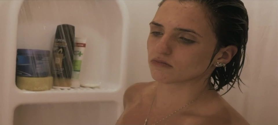 Victoria Zito - Masacre del Condado de Shellmont (2018) HD 1080p - [Celebridad porno]