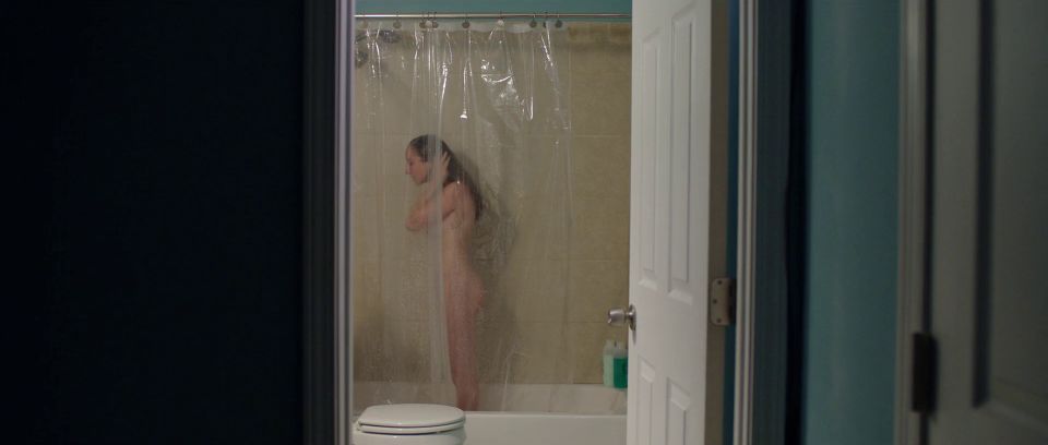 Lea Boulch - It's Just Skin (2017) HD 1080p - (Porno de Celebridad)