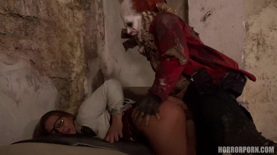 HP 0217 – IT is a clown 4K on femdom porn spanking fetish