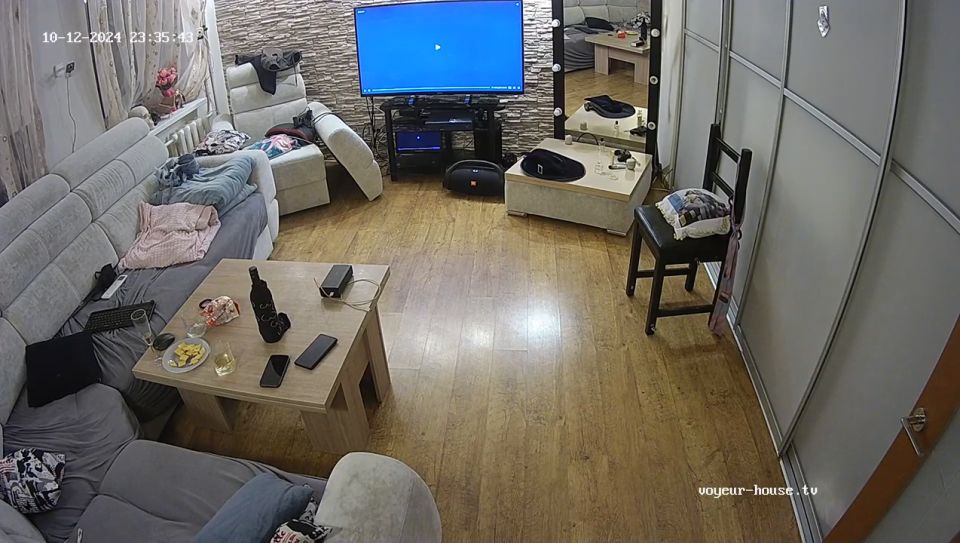 Mira diversión en la caja con amigo 2 2024-10-12 720P - Amateur