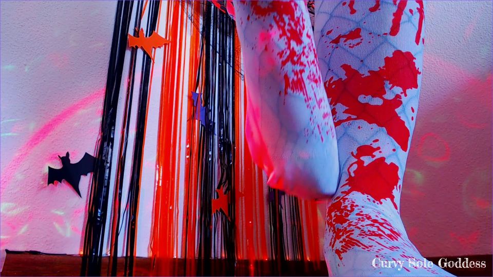 Aplastado por la diosa salvaje de la BBW de Halloween de la Gigante...