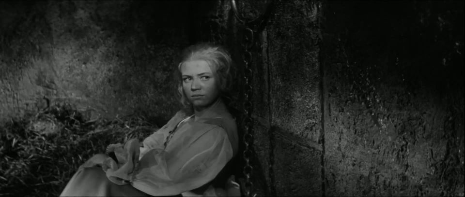 Sona Valentova, Jaroslava Obermaierova - Kladivo na carodejnice 1969 ...