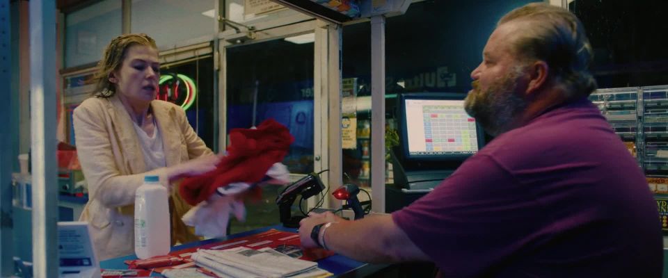 Rosamund Pike - Me importa un montón (2020) HD 1080p - (Porno de Celebridad)