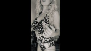 Sapphire Blue sapphireonfire-2023-12-01-3108856862