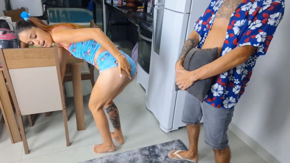 Porn Hub - Me persigue cuando todos se han ido - Renatasurtada - 2025 - Corrida