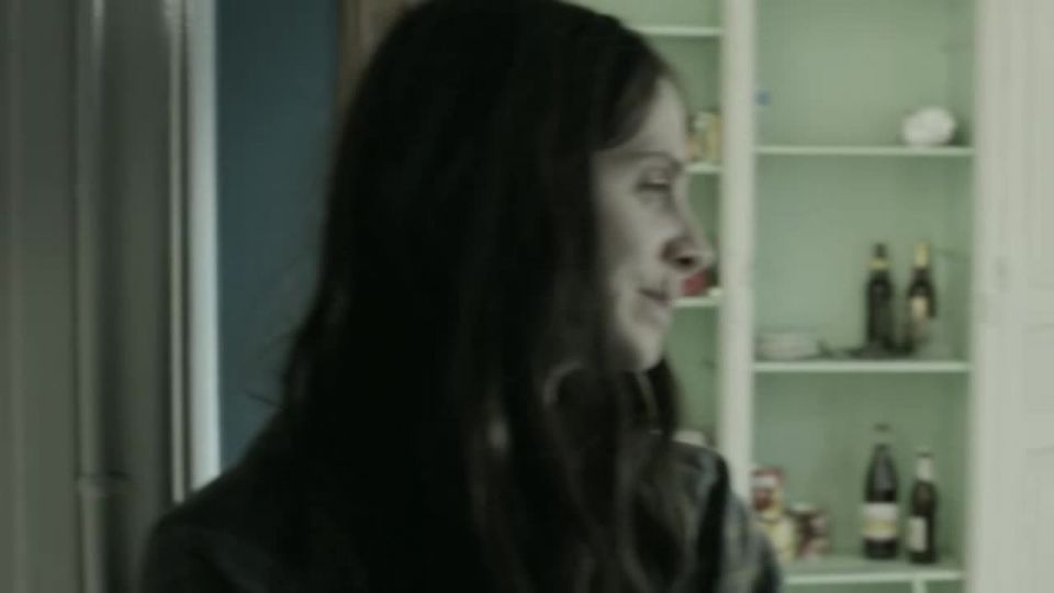 Judith Chemla - Engrenages s04e03 (2012) HD 720p!!!