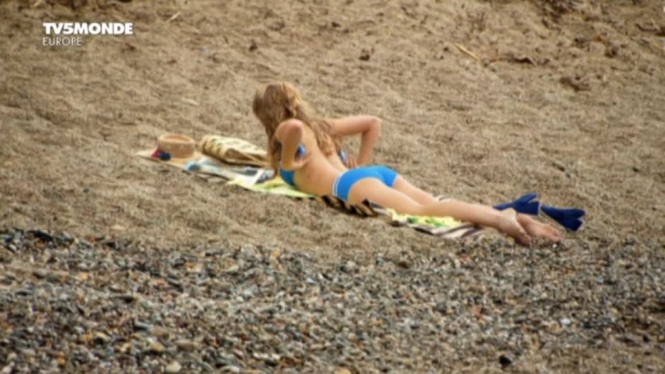 Margaux Chatelier – La baie d’Alger (2012) HD 720p - (Celebrity porn)