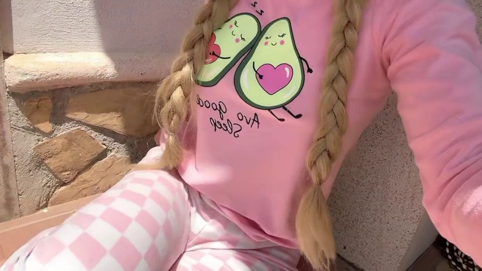 Lil Rose - My neighbor was watching me while I was squirting very horny in my garden