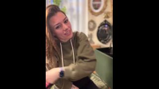 Serena FOCS-287 The sugar daddy gal is a downer, unresponsive, and indifferent girl! She'll definitely make you feel it, not to be outdone by her super-squirting response! Even the slightest moan will get you super excited! Squirting orgasm with a full-body fing  Hardcore