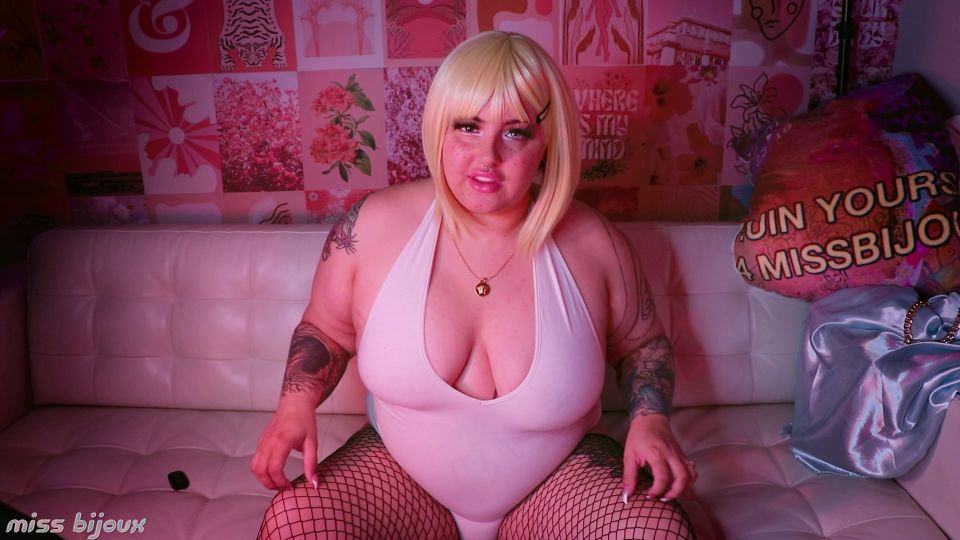 gratis porno clip 20 Señora Bijoux – Comprar Píldoras de CASTRACIÓN Química - femdom joi - masturbación porno femdom alto