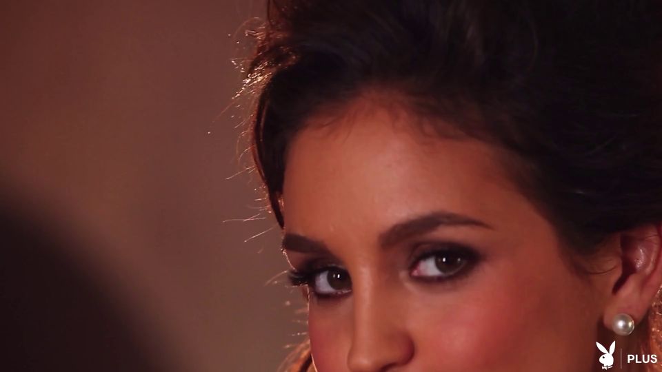 Jaclyn Swedberg, Khloë Terae, Brittany Brousseau, Jenna Sativa, Deanna Greene & snaxychann - Delights Prohibidos - Tetas Grandes