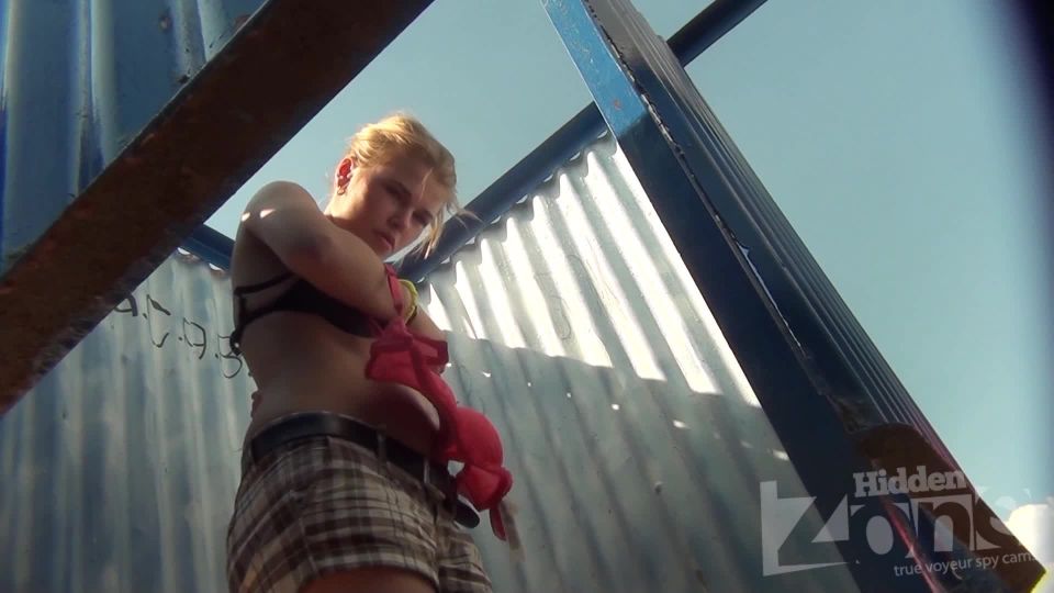  voyeur |  Voyeur Hidden-Zone Beach Cabin – hz_Bc2268 (AVI, FullHD, 1920×1080) | voyeur