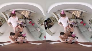 Jane White, Margo Von Teese, Oksana Katysheva...