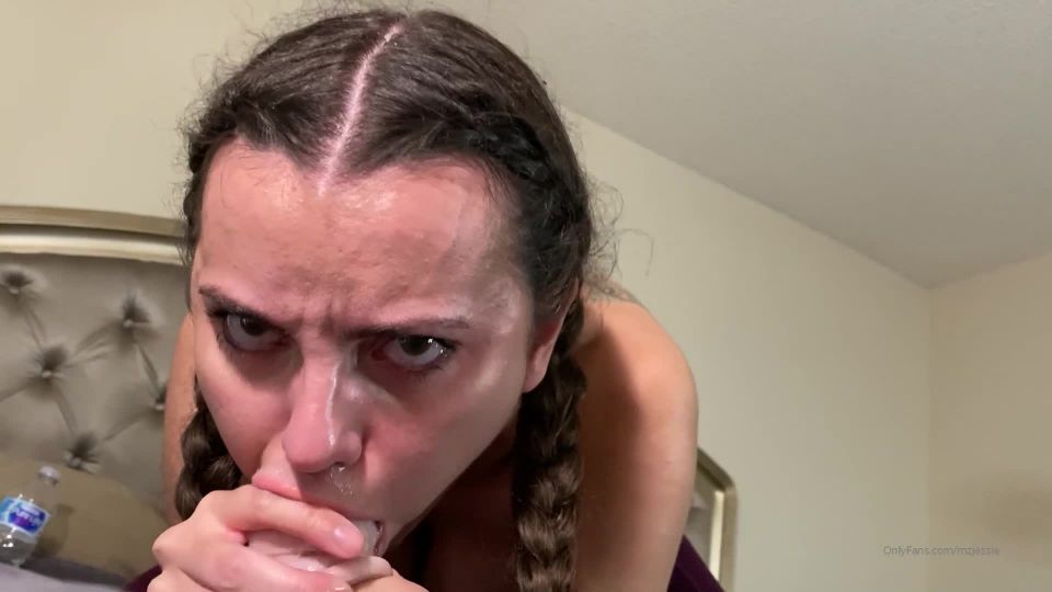 Jessie - mzjessie () Mzjessie - the full length exercising in nature video lots of close ups camel toe mooning sloppy 24-11-2020