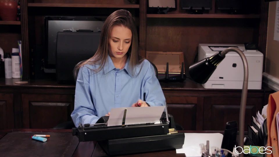 Babes with kyler quinn in the writer