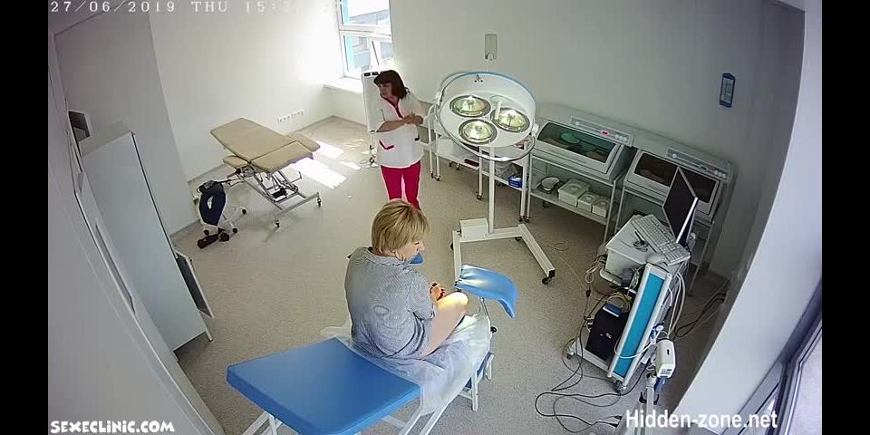 Cómo saber si alguien ha sido agredido sexualmente a través de un examen de ginecología mantener2share video